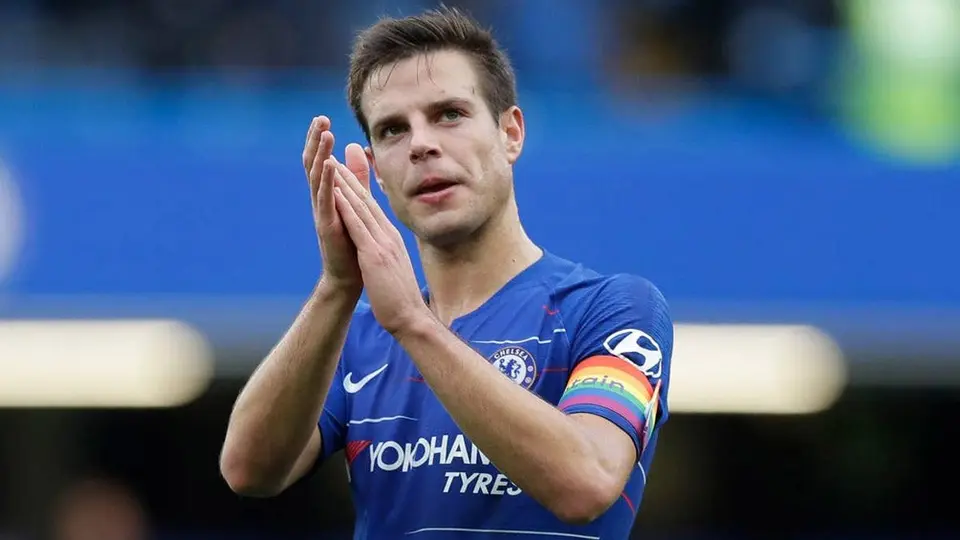 Azpilicueta: 'El racismo tiene que ser erradicado de nuestra sociedad'