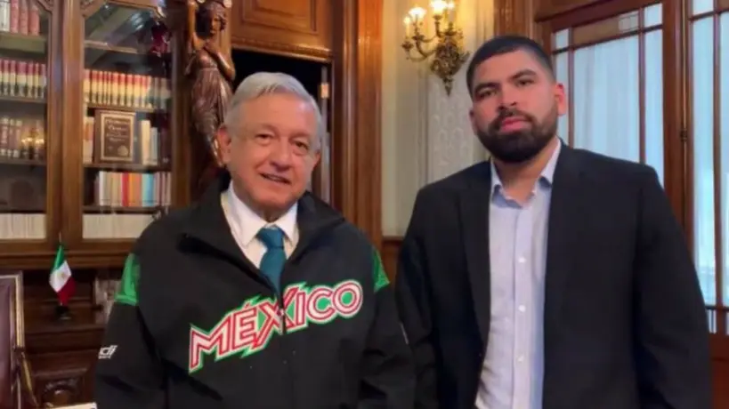 AMLO recibió en Palacio Nacional a José Urquidy, pitcher de los Astros