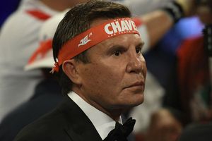 Julio César Chávez 'sale del retiro' para enfrentarse al Travieso Arce