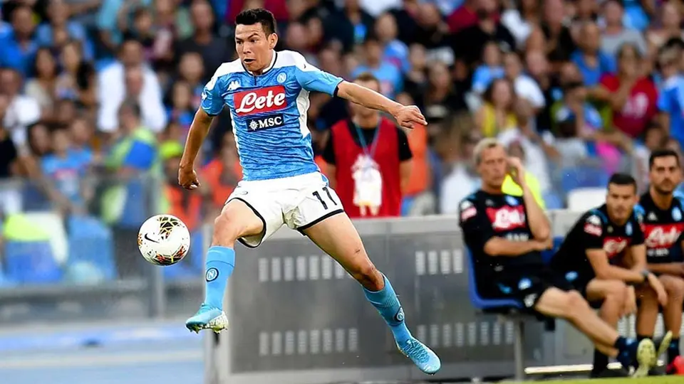 Chucky Lozano regresa a la convocatoria del Napoli para Champions