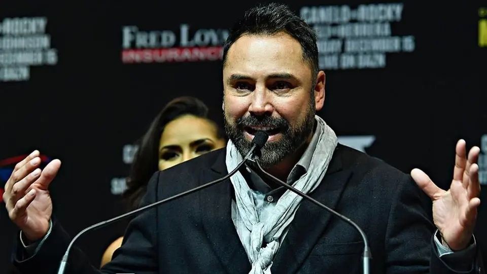 De la Hoya desafió a Mayweather para recaudar fondos contra el coronavirus