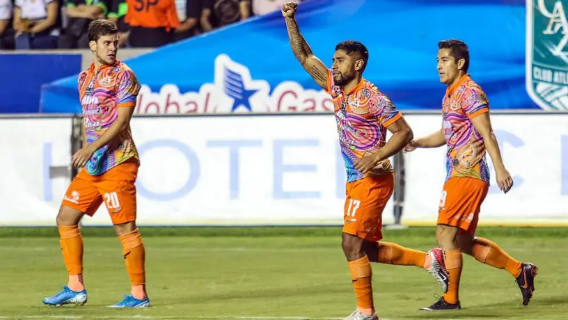 Alebrijes busca a joven para apoyarlo con sus estudios