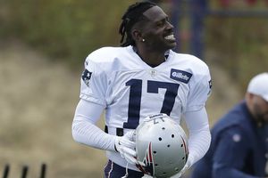 Antonio Brown evitó investigación criminal por acusación de abuso sexual