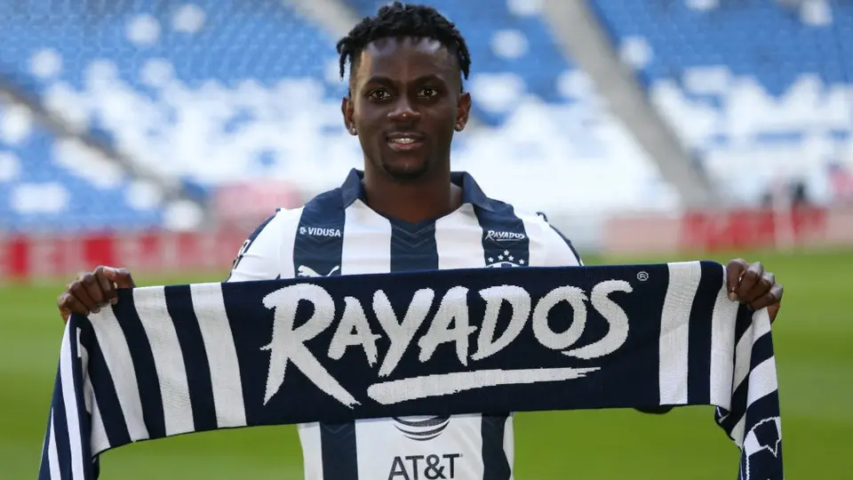 Aké Loba reveló el por qué eligió a Monterrey y no a Cruz Azul
