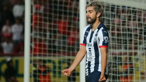 Rodolfo Pizarro, en duda para debut de Monterrey en Mundial de Clubes