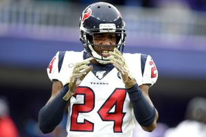 Titans firmó al cornerback Jonathan Joseph