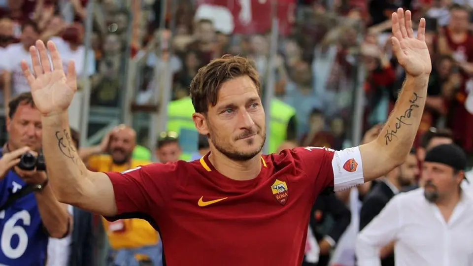 Totti tendrá que esconderse por Italia en nuevo reality de Amazon