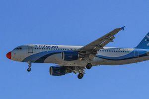 Gerente de Interjet se peleó con pasajeros en el Aeropuerto de la CDMX
