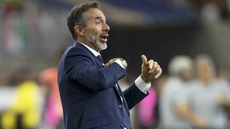 Gustavo Matosas: Presidente del Club Veracruzano Tiburón se reúne con el DT uruguayo