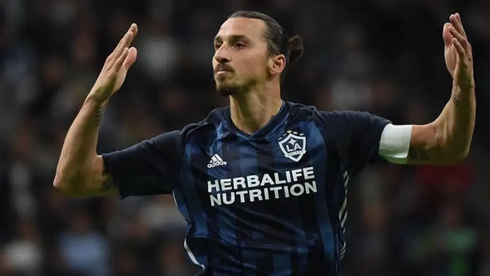 Milan vendería varios jugadores para adquirir a Zlatan Ibrahimovic
