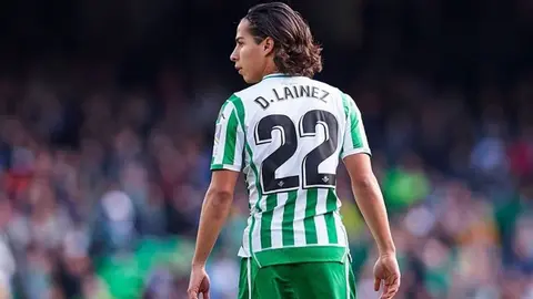 Betis busca la cesión de Diego Lainez en el mercado de invierno