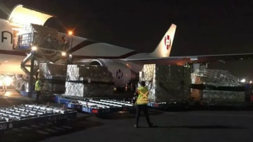 México recibió de China 50 mil kits de prueba y respiradores artificiales por COVID-19