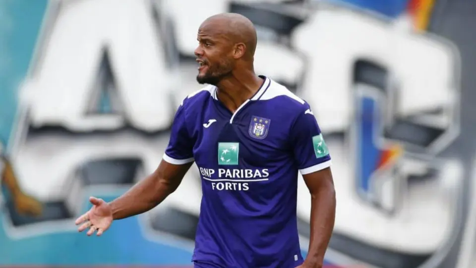 Vincent Kompany se ofreció a pagar sueldos de compañeros en Anderlecht