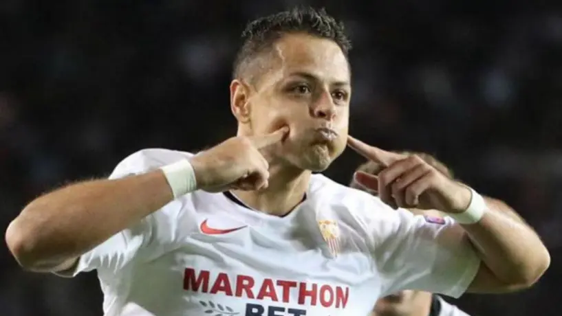 Chicharito lanzó reto para realizar el mejor meme con una foto de su hijo