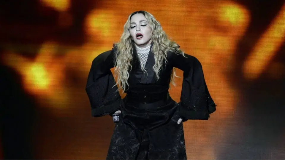 Madonna confesó que se contagió de coronavirus en gira por Francia