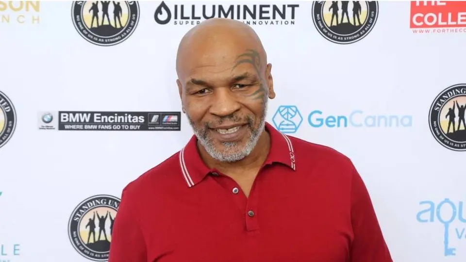 Mike Tyson lloró al recordar la persona que era dentro del ring