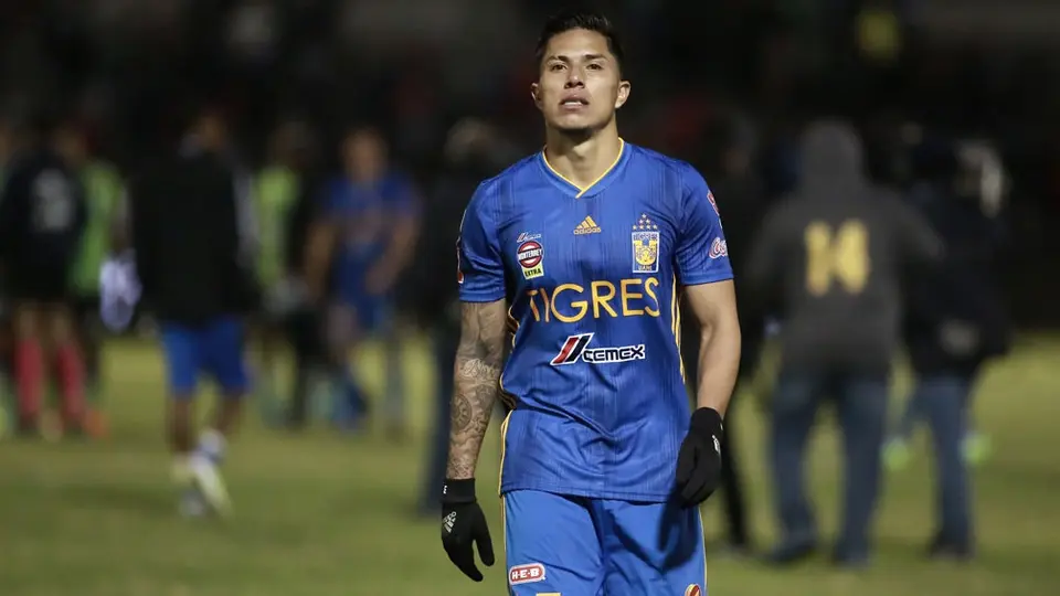 Chivas: Afición del Rebaño pidió el regreso de Carlos Salcedo