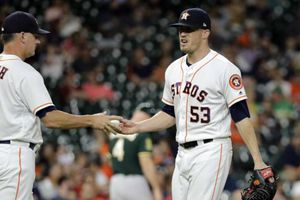 Pitcher de Astros ofreció devolver su anillo de Campeón por la trampa del equipo