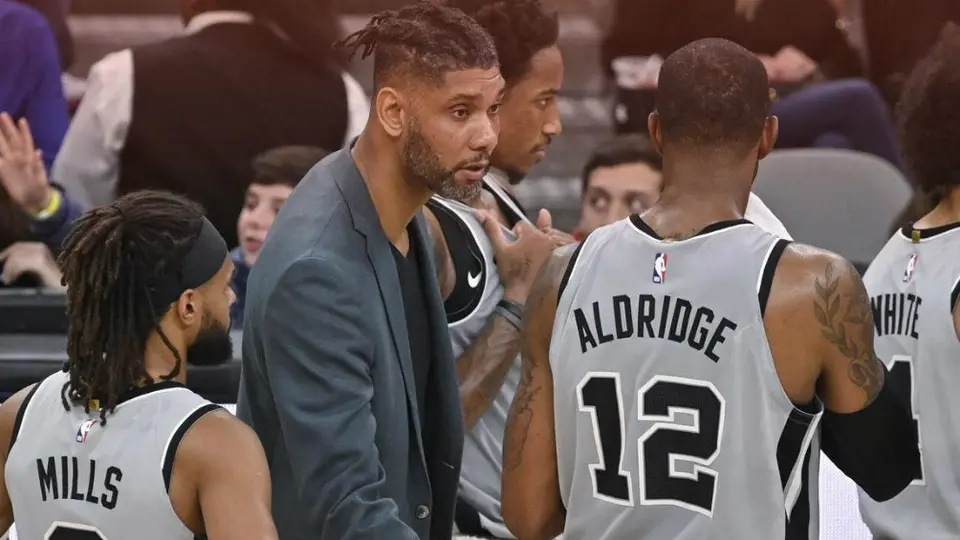 Tim Duncan dirigirá a los Spurs en juego ante los Hornets