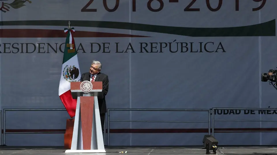 CDMX se paraliza en dos frentes por primer año de gobierno de Andrés Manuel López Obrador