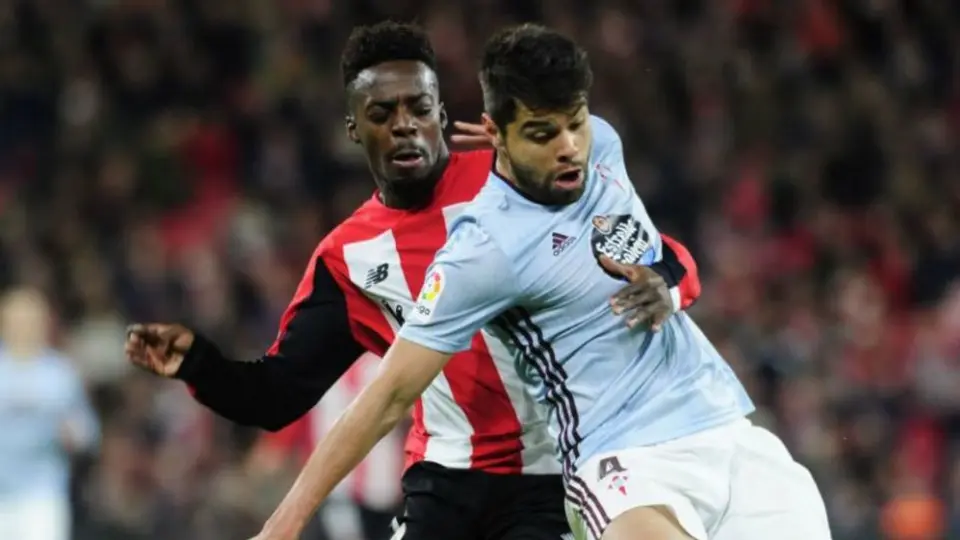 Néstor Araujo y el Celta salieron con vida del San Mamés 