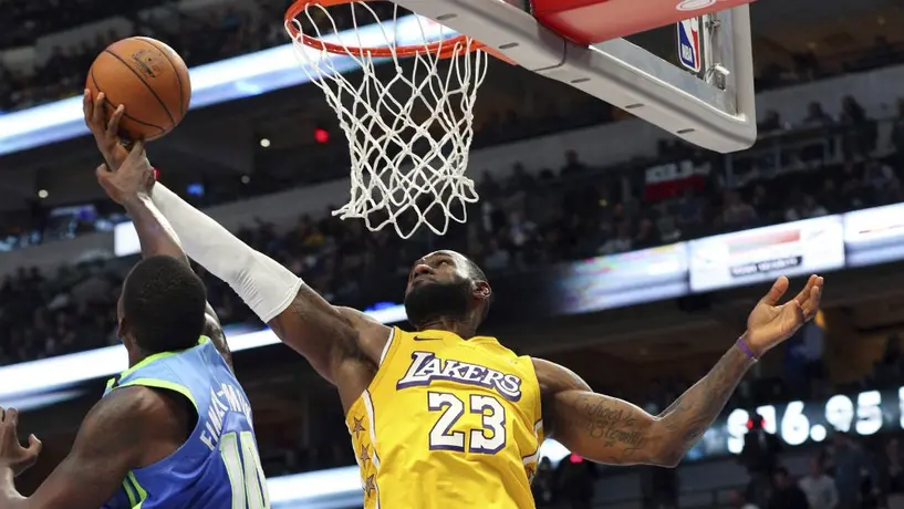 LeBron James comandó triunfo de Lakers sobre Mavericks