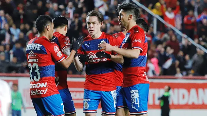 'Cuatro Divango' dedicó rap a Chivas previo a inicio del Clausura 2020