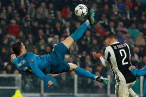 Cristiano Ronaldo regaló playera autografiada a chico que emuló su chilena