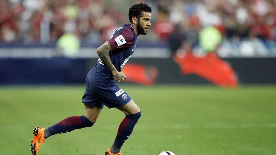 Dani Alves: "En París son muy racistas"
