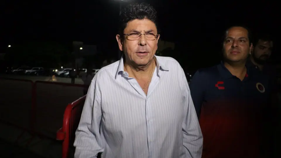 Tribunal admitió amparo de Fidel Kuri ante FMF