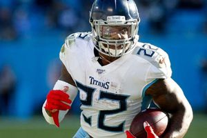Derrick Henry firmó como jugador franquicia de Titans