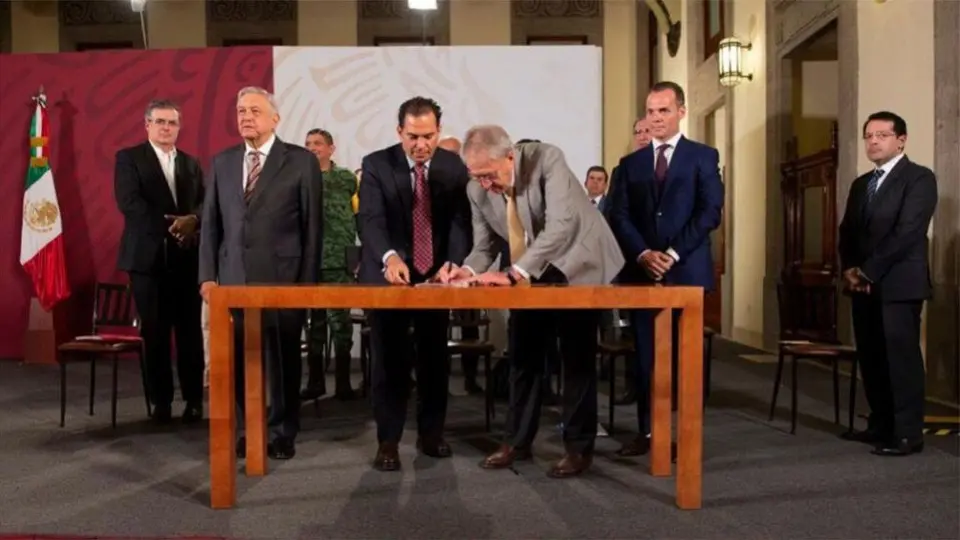 Olegario Vázquez Aldir, principal impulsor de convenio entre gobierno y hospitales privados