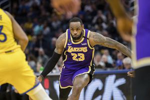 LeBron James, incluido en lista preliminar de Estados Unidos para Tokio 2020