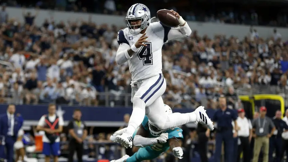 Dallas arrolló a los Dolphins con gran actuación de Dak Prescott