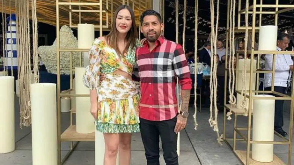 Javier Aquino tuvo romántica boda en Oaxaca