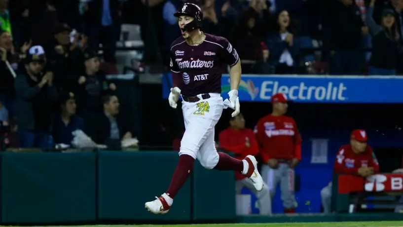 Boston Red Sox firmó al mexicano Joey Menses