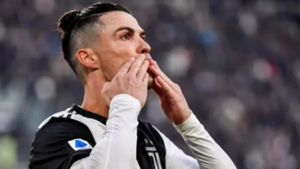 Cristiano sobre sus hijas: “Me enamoro cada vez que las veo”