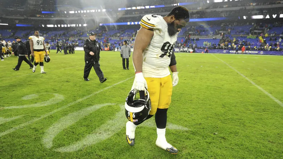 Steelers cayó ante Ravens y quedó fuera de los Playoffs