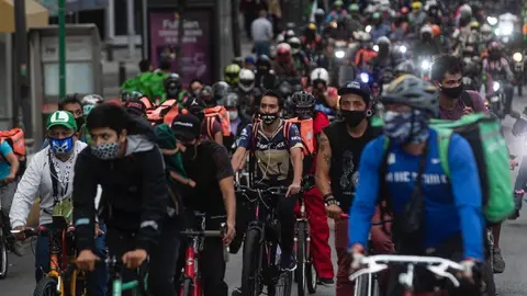Repartidores por aplicación exigieron seguridad laboral en CDMX