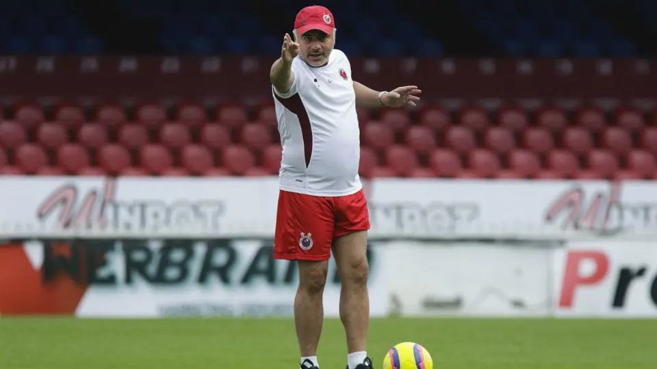 Guillermo Vázquez, a favor de la desafiliación del Veracruz de la Liga MX