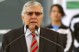 Nelson Vargas: 'Sí hay recursos para el deporte; el problema es la mala administración'