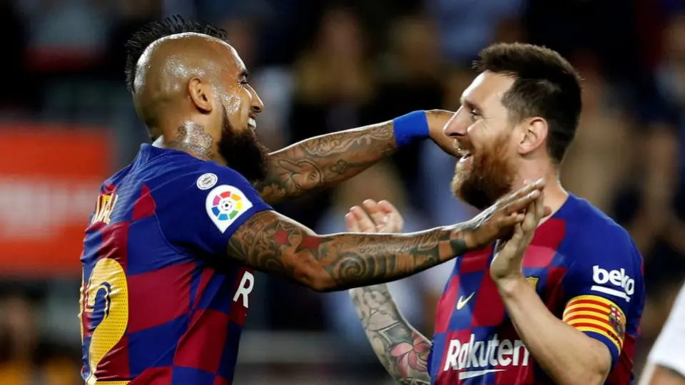 Barcelona goleó al Sevilla y se colocó como sublíder de La Liga