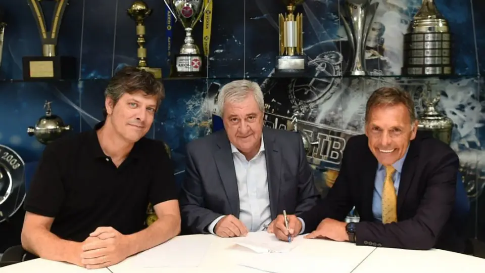 Boca Juniors anunció a Miguel Ángel Russo como nuevo técnico
