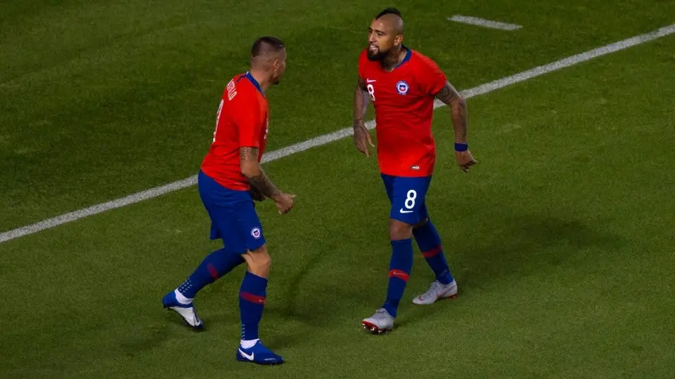 América: Nico Castillo 'invitó' a Arturo Vidal a jugar con las Águilas