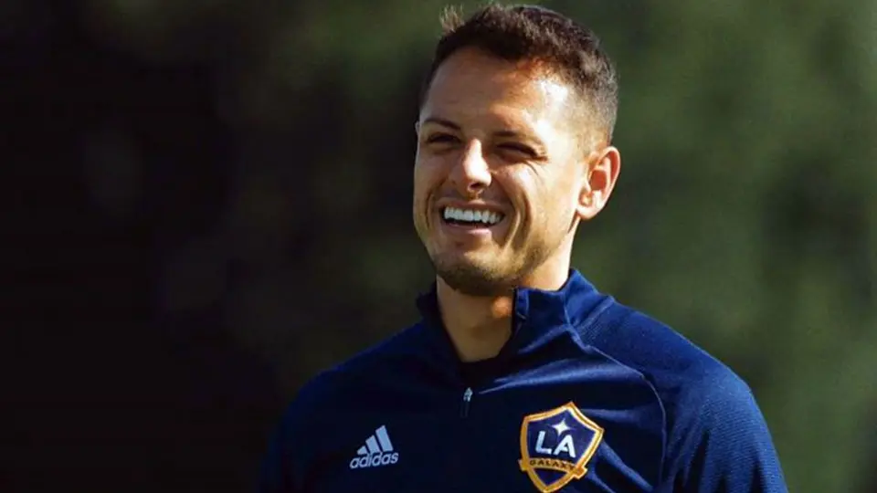 Chicharito: 'Cada quien hace lo que quiera con su vida fuera de las canchas'