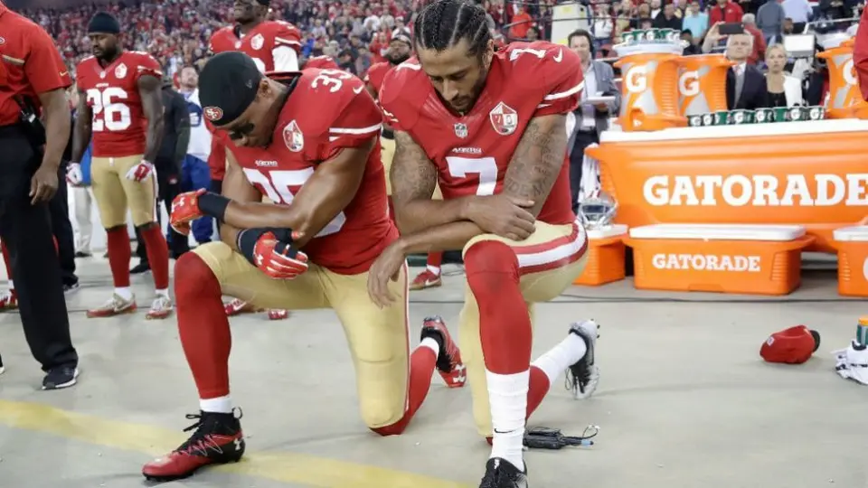 Colin Kaepernick mandó mensaje de consciencia tras muerte de George Floyd