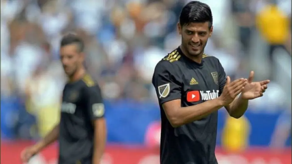 Uriel Antuna: 'Me inclino por Vela, pese a la clase de jugador que es Zlatan'