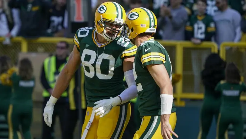 Packers apaleó a Raiders con cinco pases de touchdown de Aaron Rodgers