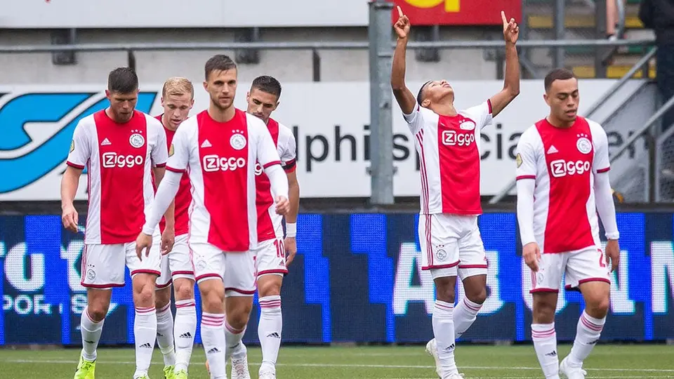 Ajax y Edson Álvarez logran importante victoria de visita al Ado Den Haag