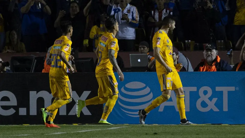 Tigres goleó a Chivas en el Volcán y sumó su segunda victoria en el Clausura 2020